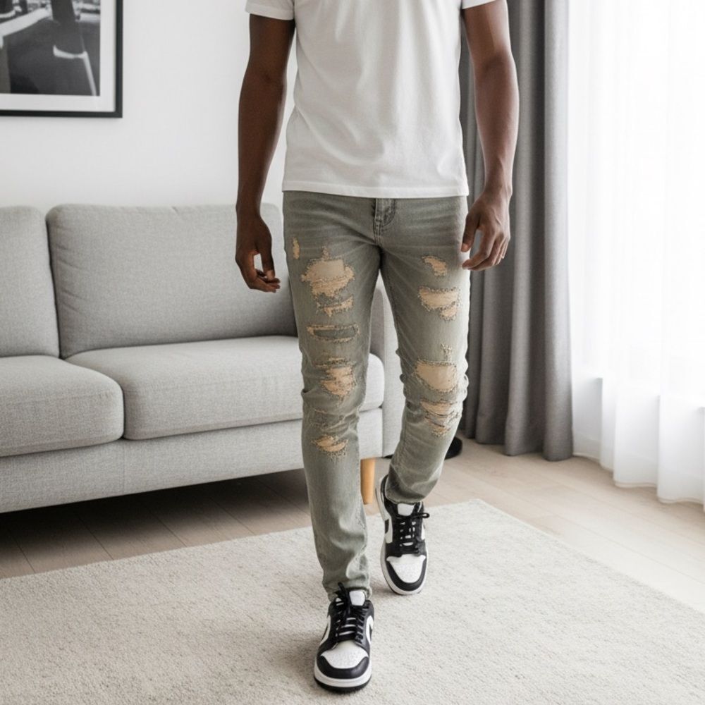 NWT Embellish Men’s Cast Denim Distressed Jeans Skinny Fit Sand Wash - Size 28”